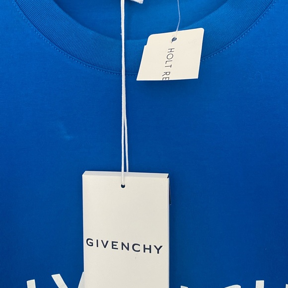 Authentic givenchy t shirt - Picture 3 of 4